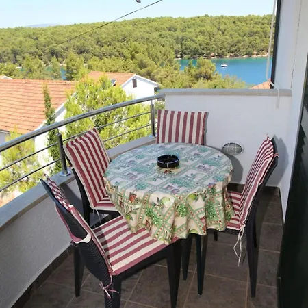 Apartments Jole Vrboska Exterior photo